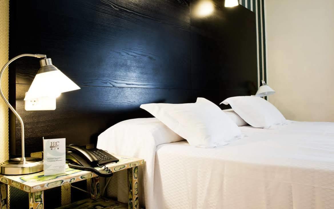 Hrc Hotel Madrid Exterior photo